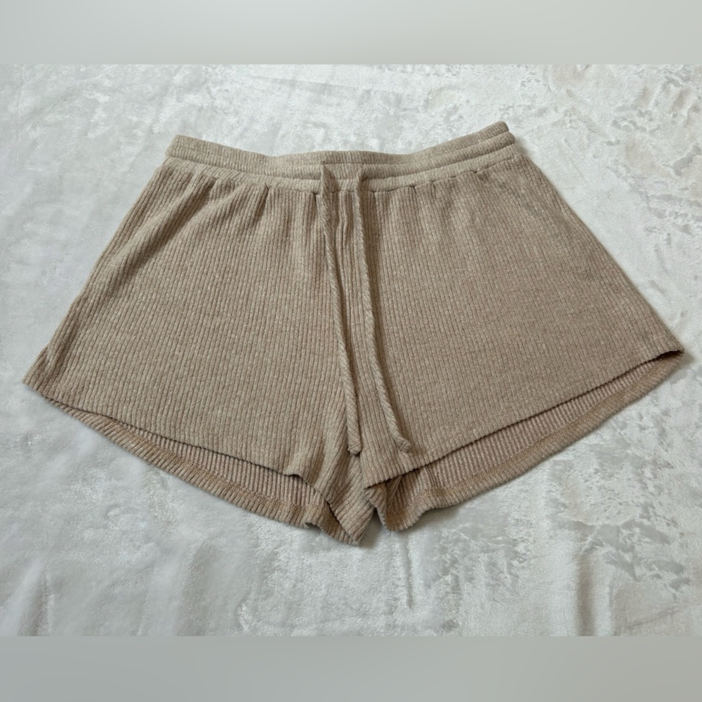 Lulus Ribbed Knit Shorts | Size Small